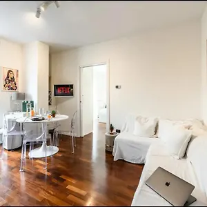 Appartamento Casa Albertina Grazioso Vicino Stazione Italia